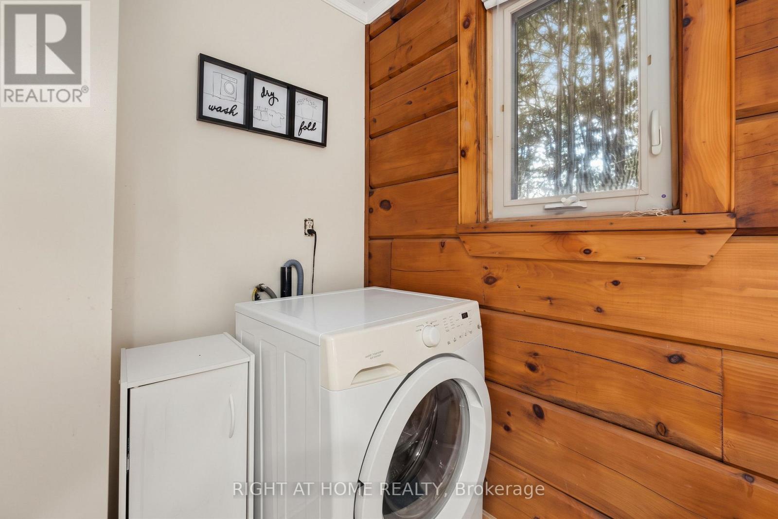 78 HILLSIDE DRIVE - 31
