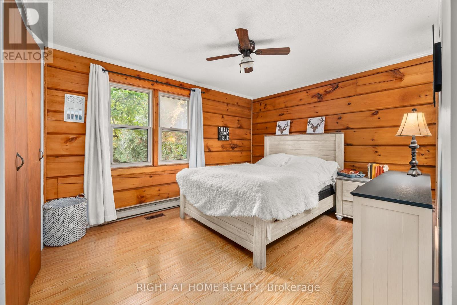 78 HILLSIDE DRIVE - 33