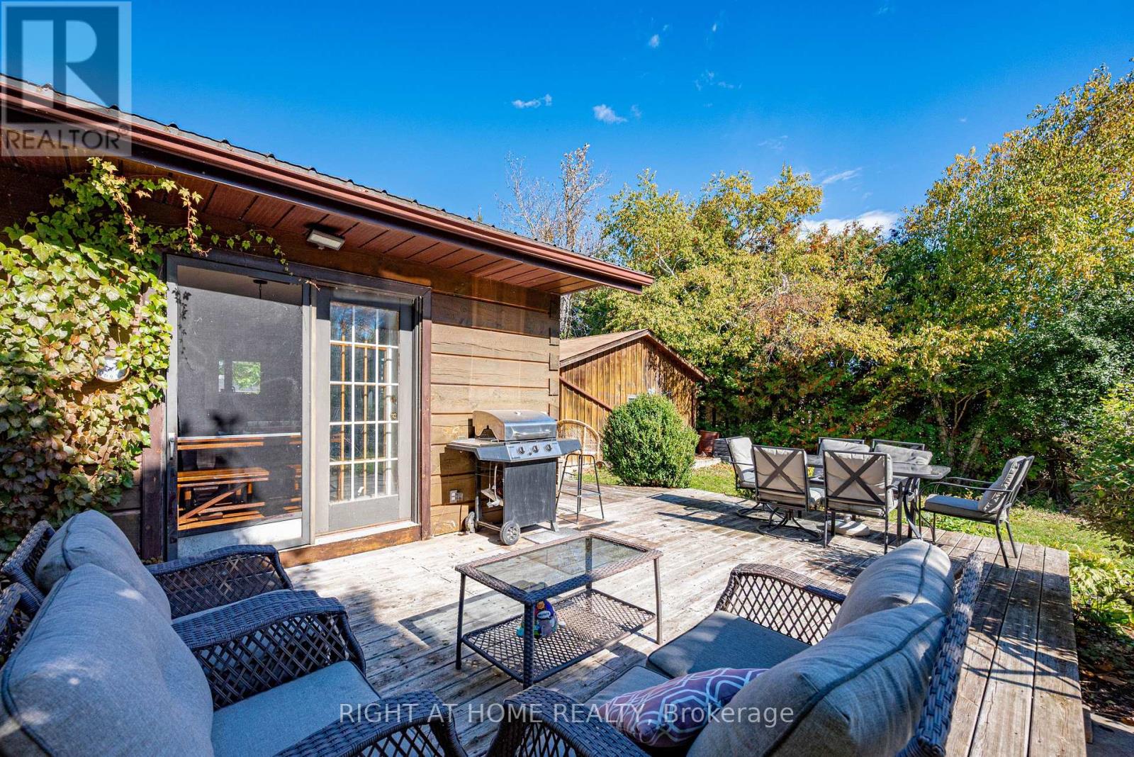 78 HILLSIDE DRIVE - 38