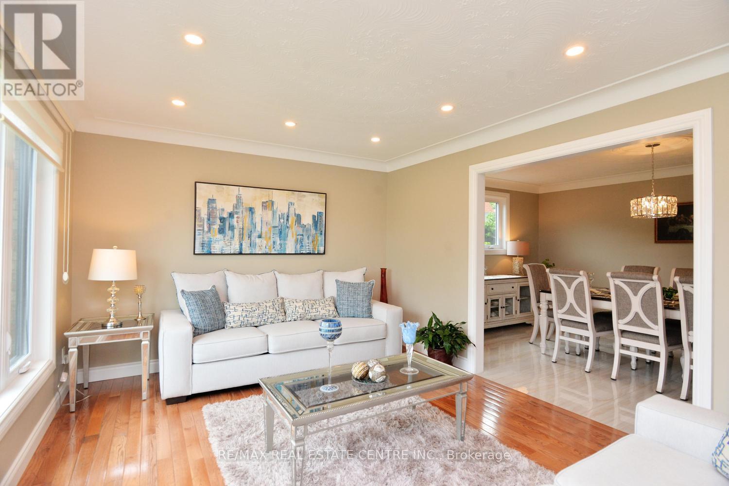 43 Regalview Drive, Hamilton, ON photo 14