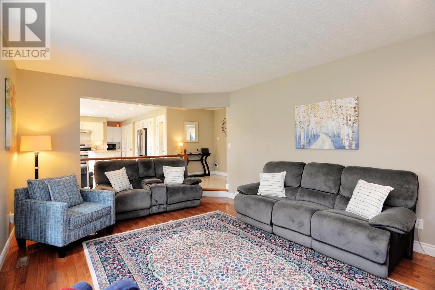 43 Regalview Drive, Hamilton, ON photo 25