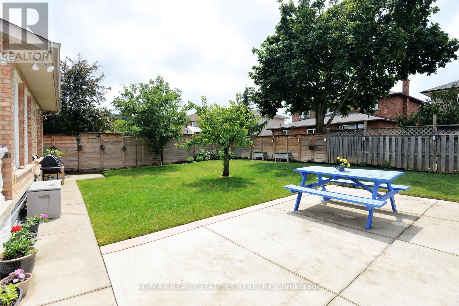 43 Regalview Drive, Hamilton, ON photo 47