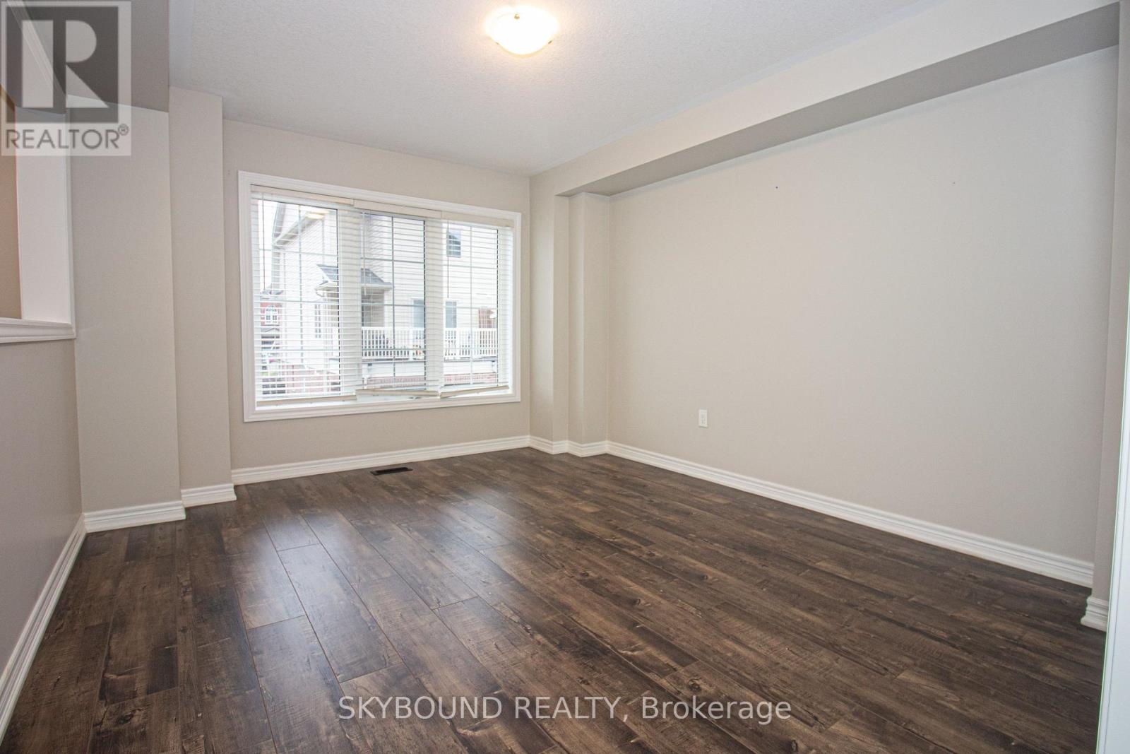 395 Linden Drive — photo 10