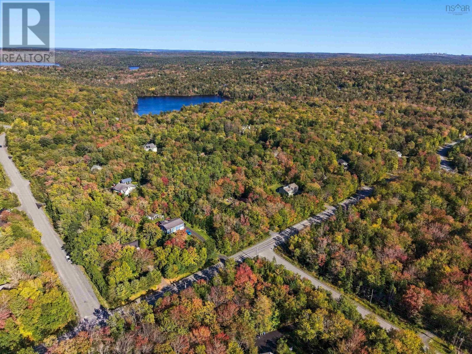 Property 38 of 43 of 226 Windsor Drive