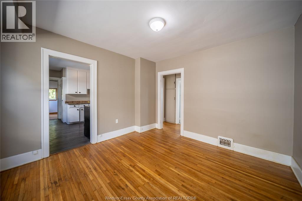 984 Windermere Road — photo 8