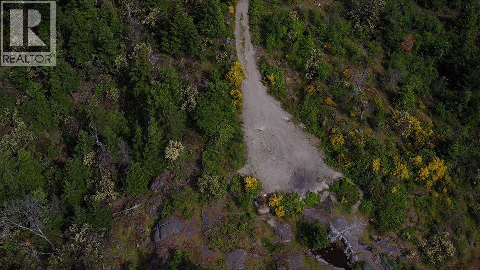 Photo of 692 GOWER POINT ROAD 22