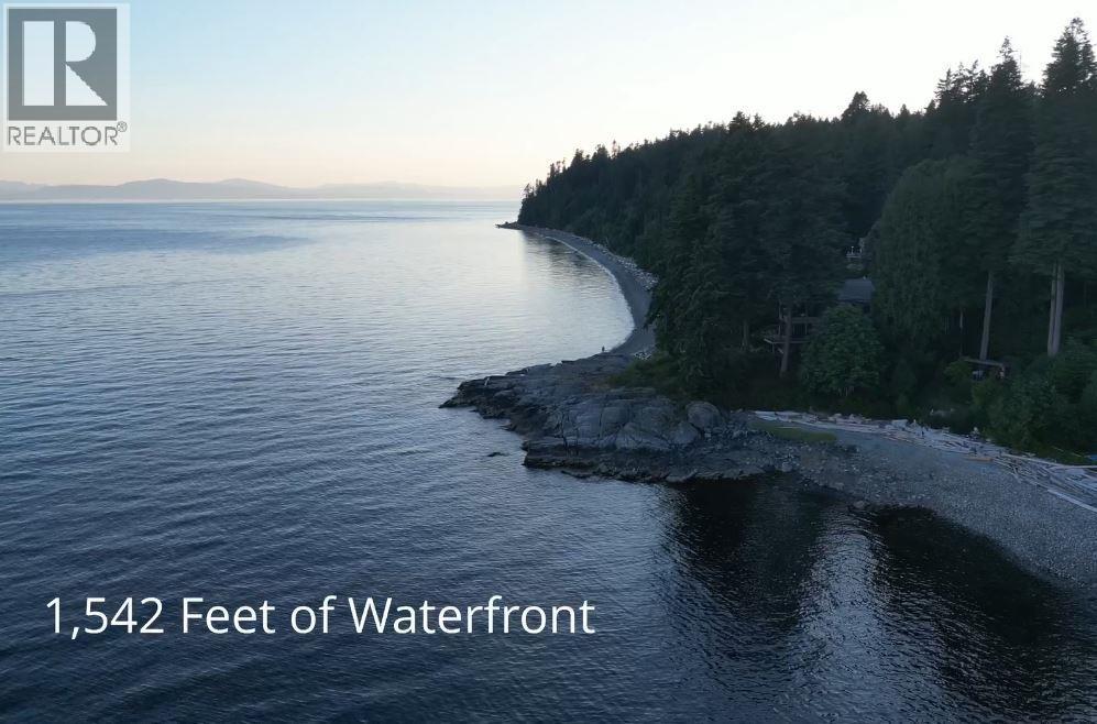 Photo of 692 GOWER POINT ROAD 9