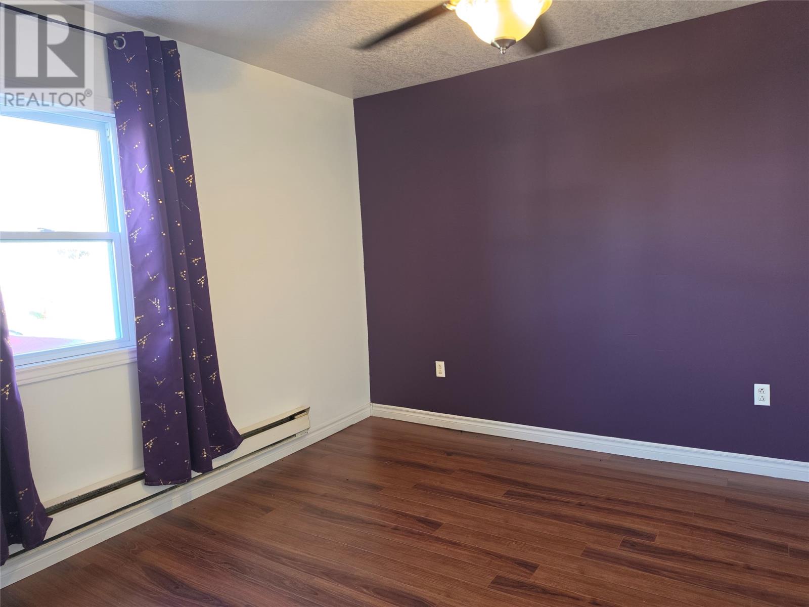 9 Knotts Lane - 18