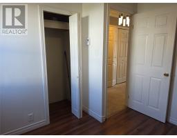 9 Knotts Lane thumbnail 21