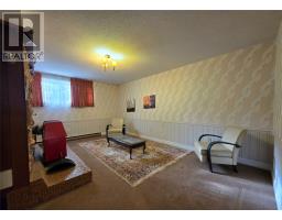 41 MacPherson Avenue thumbnail 24