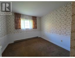41 MacPherson Avenue thumbnail 25