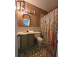 41 MacPherson Avenue thumbnail 26
