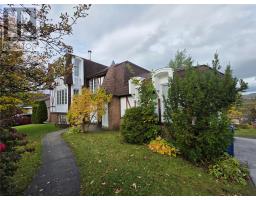 41 MacPherson Avenue thumbnail 30