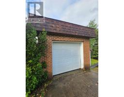 41 MacPherson Avenue thumbnail 31