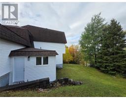 41 MacPherson Avenue thumbnail 32