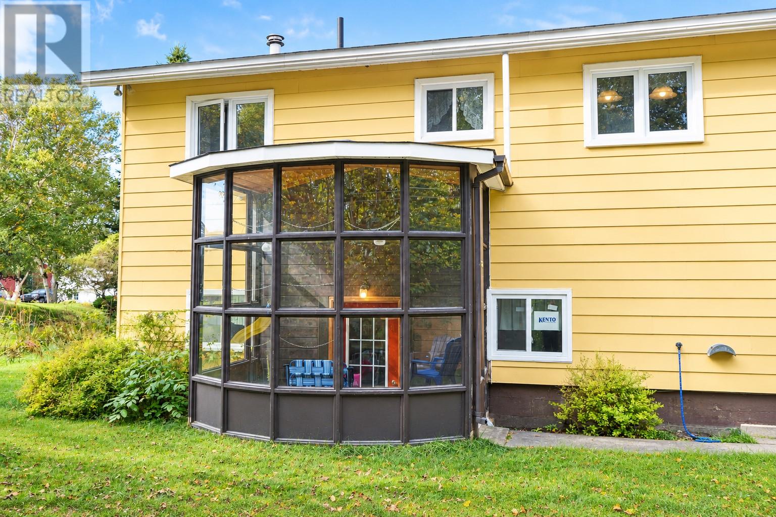53 Kelliview Crescent - 32