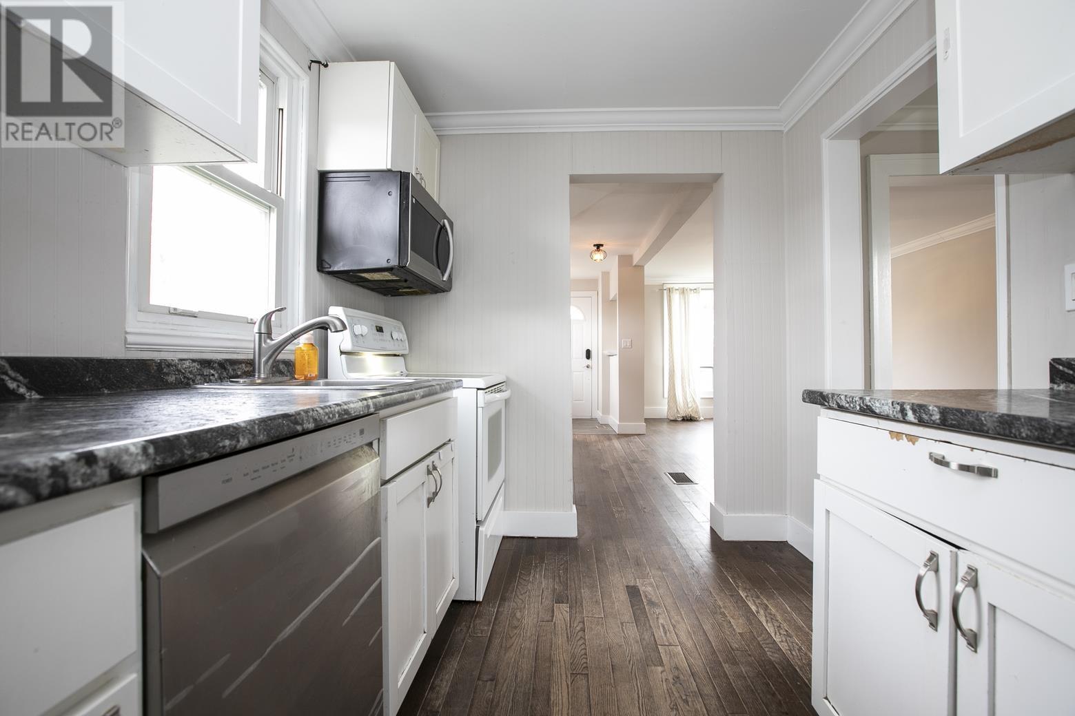 455 Charles ST - 35