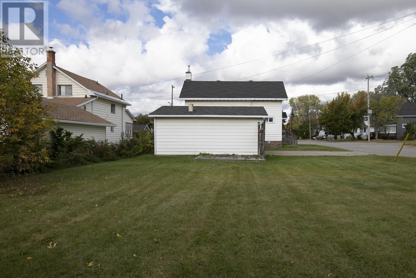 455 Charles ST - 5
