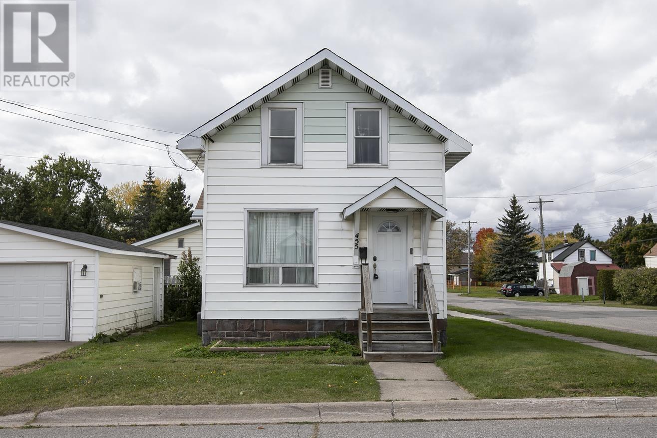 455 Charles ST - 8