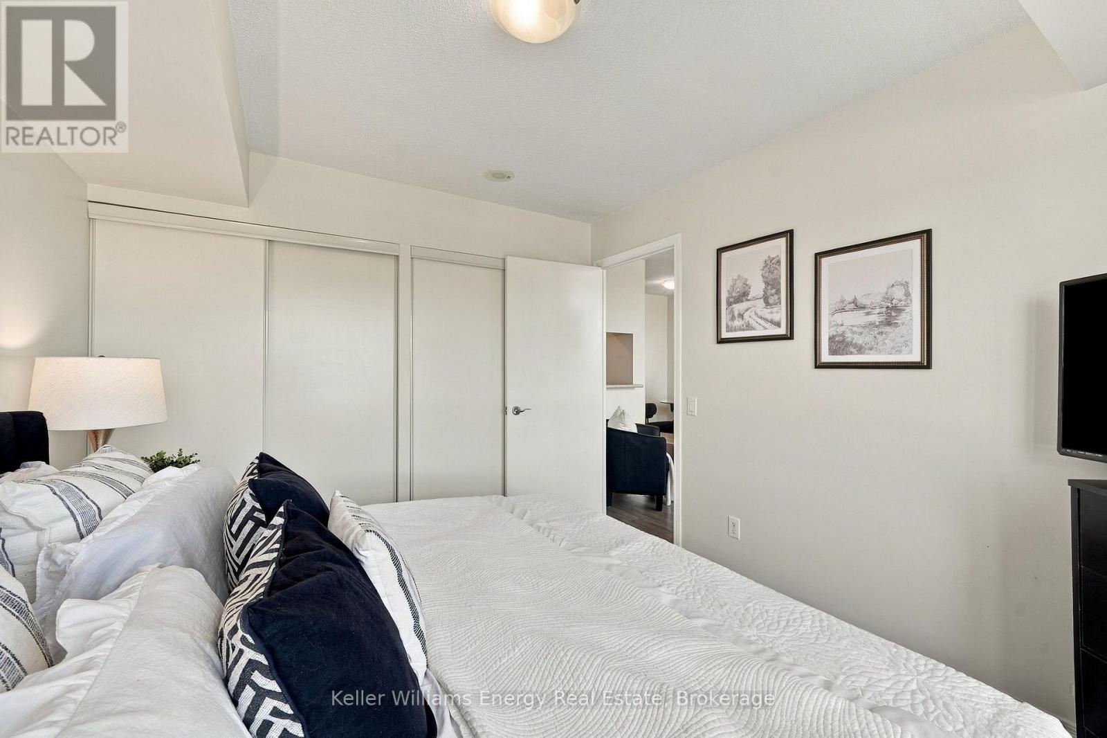 1200 The Esplanade North — photo 14