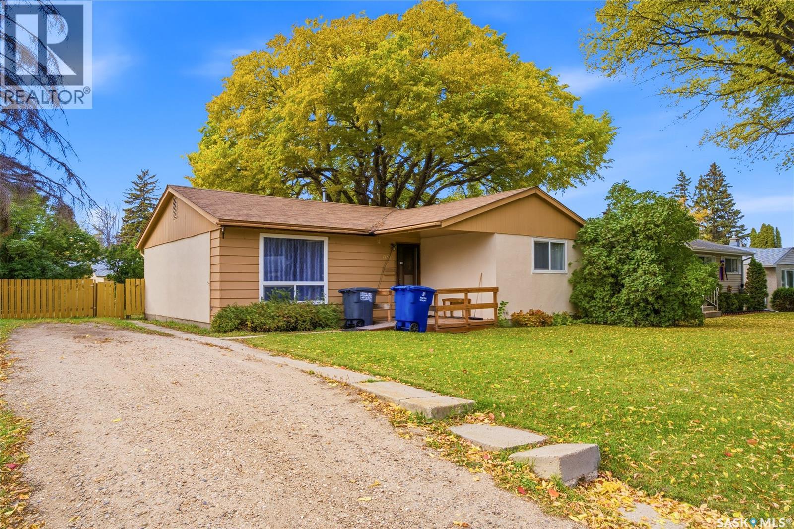 701 Y AVENUE N, Saskatoon