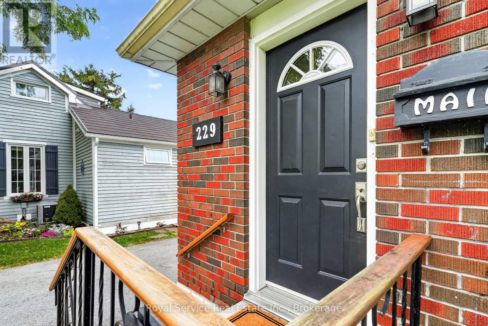 229 WATER STREET - 27