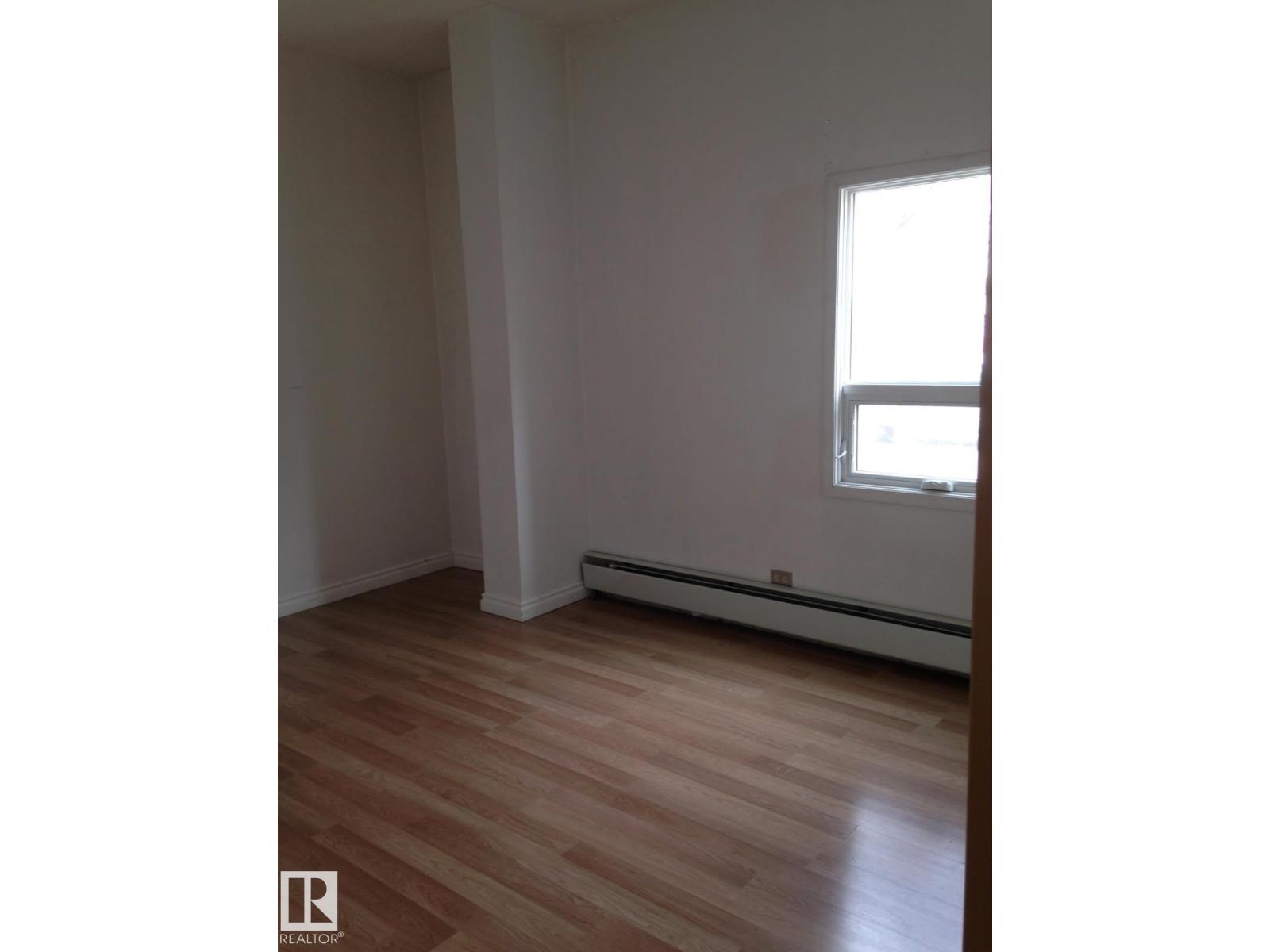 #102 10140 120 ST NW - 6