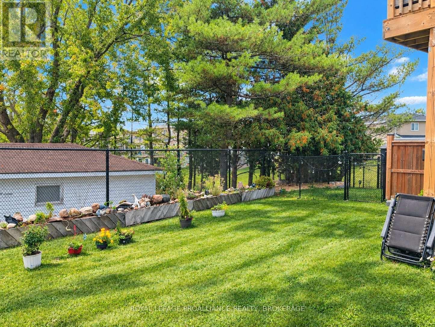 135 Superior Drive — photo 4