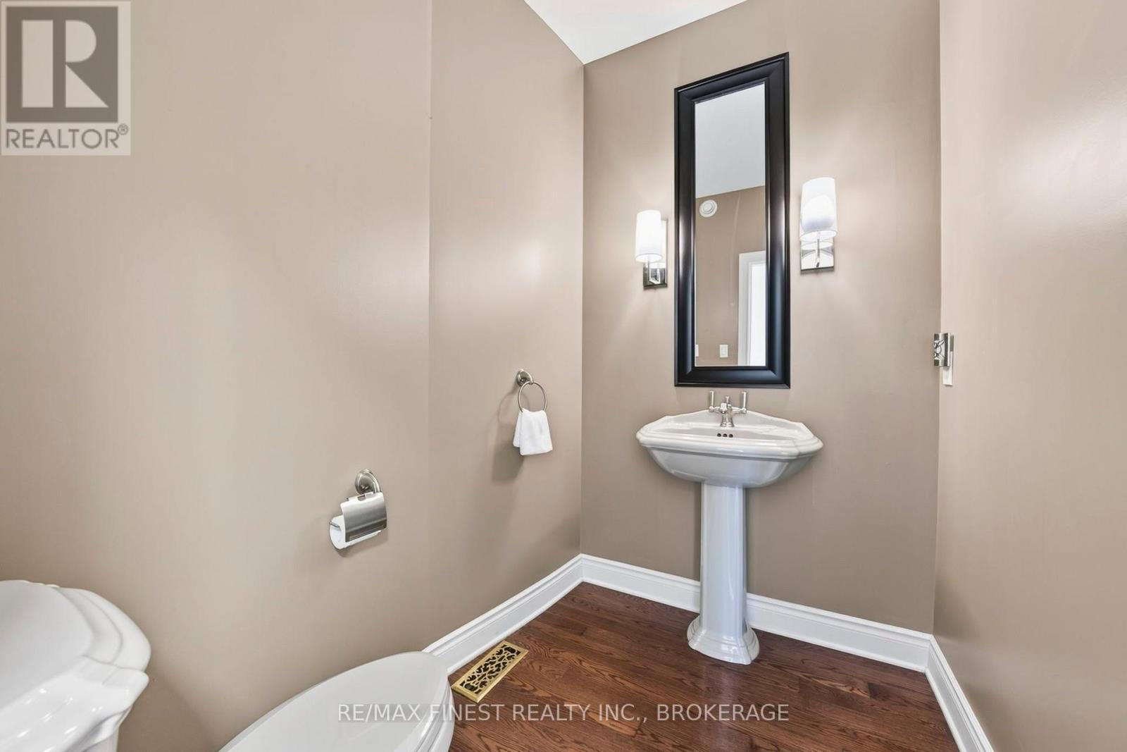 710 Kananaskis Drive — photo 18