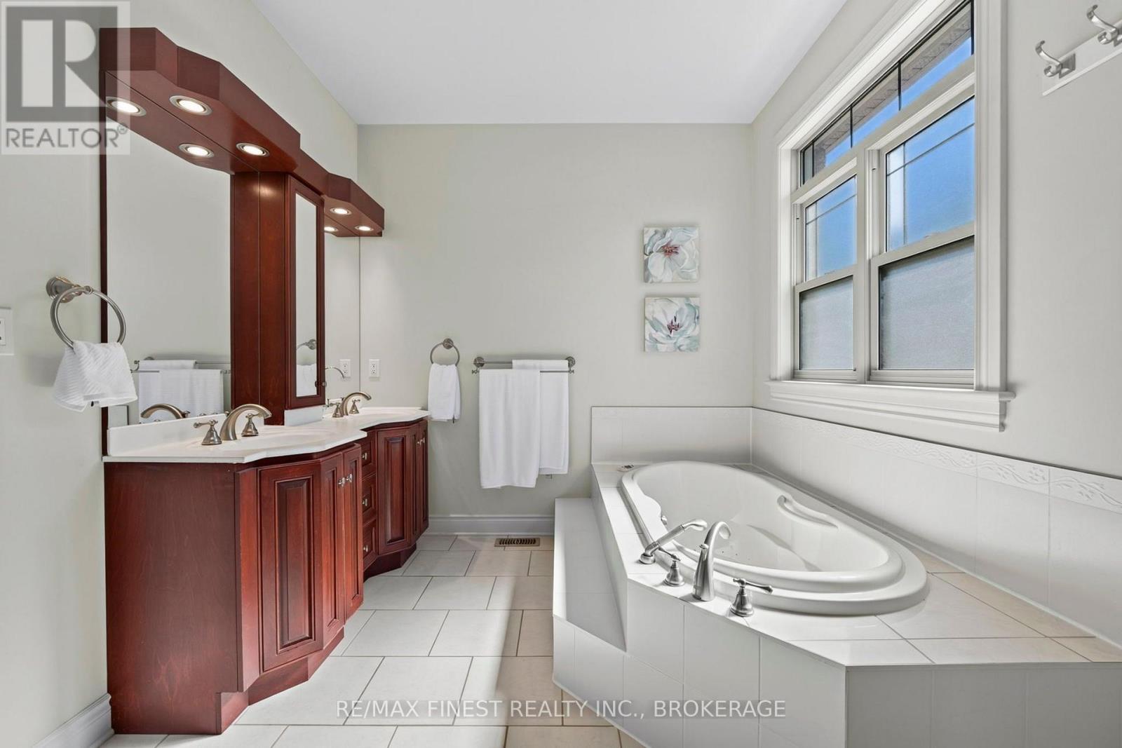 710 Kananaskis Drive — photo 21
