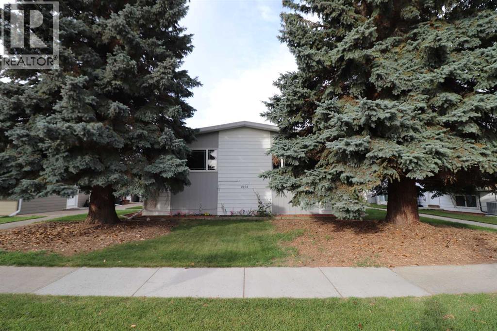 2, 2402 23 Street N, Lethbridge