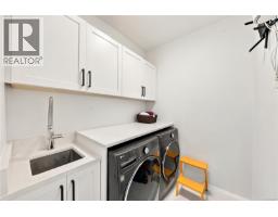 4157 Jagat Pl, Saanich, BC V8X5H3 Photo 27