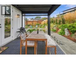 4157 Jagat Pl, Saanich, BC V8X5H3 Photo 34