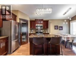 Foyer - 604 Vista Drive Se, Medicine Hat, AB T1B0N1 Photo 7