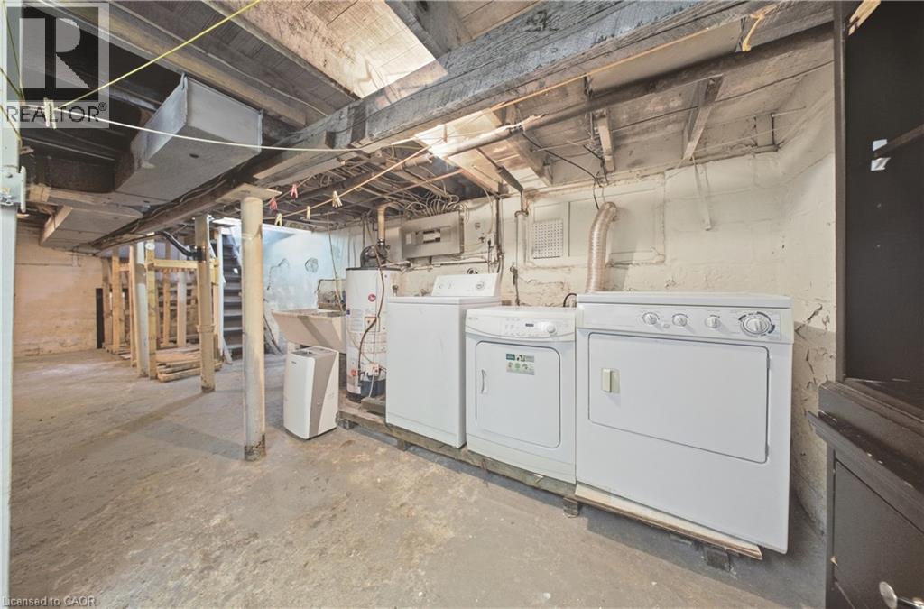1082 Cannon Street East — photo 17