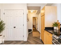 #101 8108 109 St Nw, Edmonton, AB T6G2V7 Photo 19