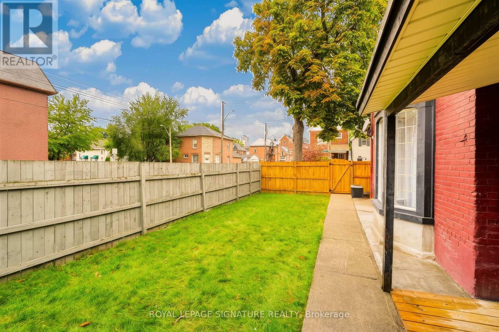 80 TISDALE STREET N - 21
