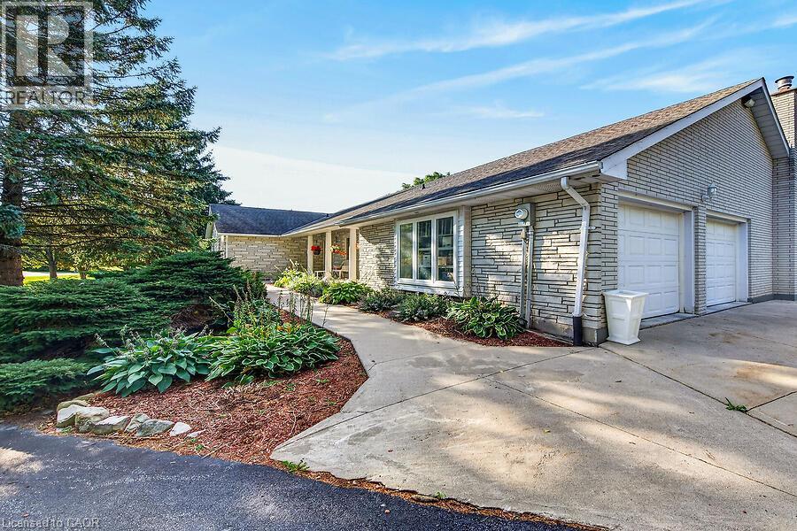 2 KARENDALE Crescent - 5