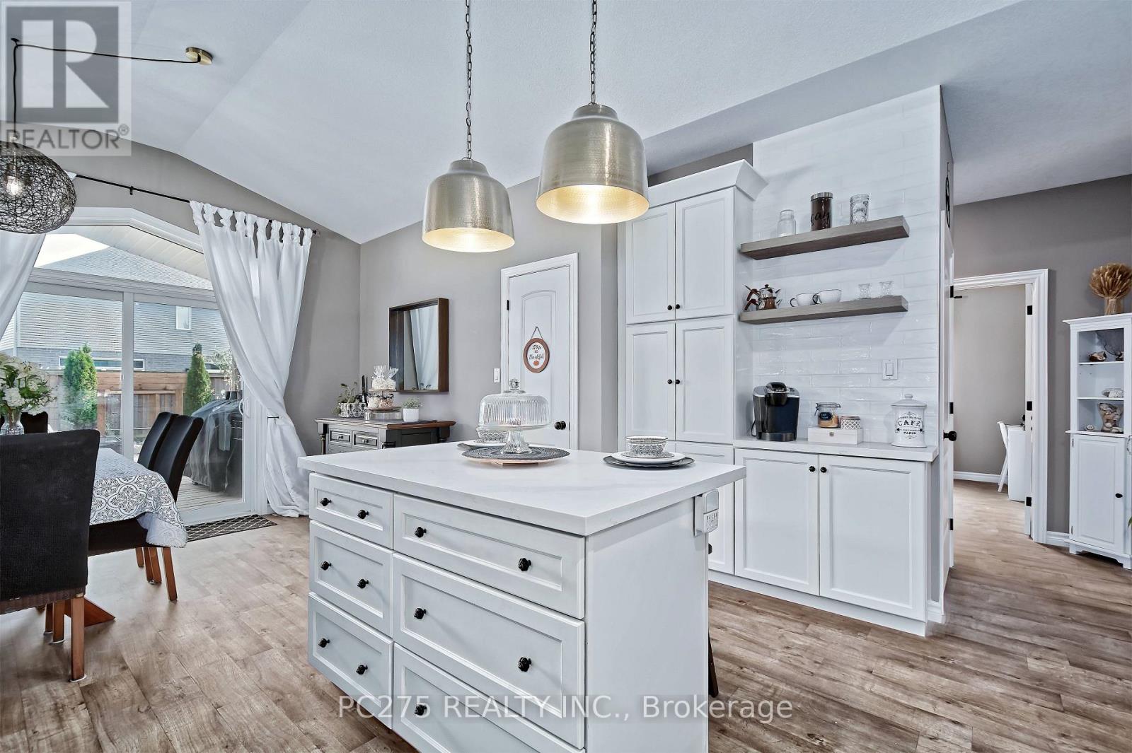 409 Beamish Street — photo 12