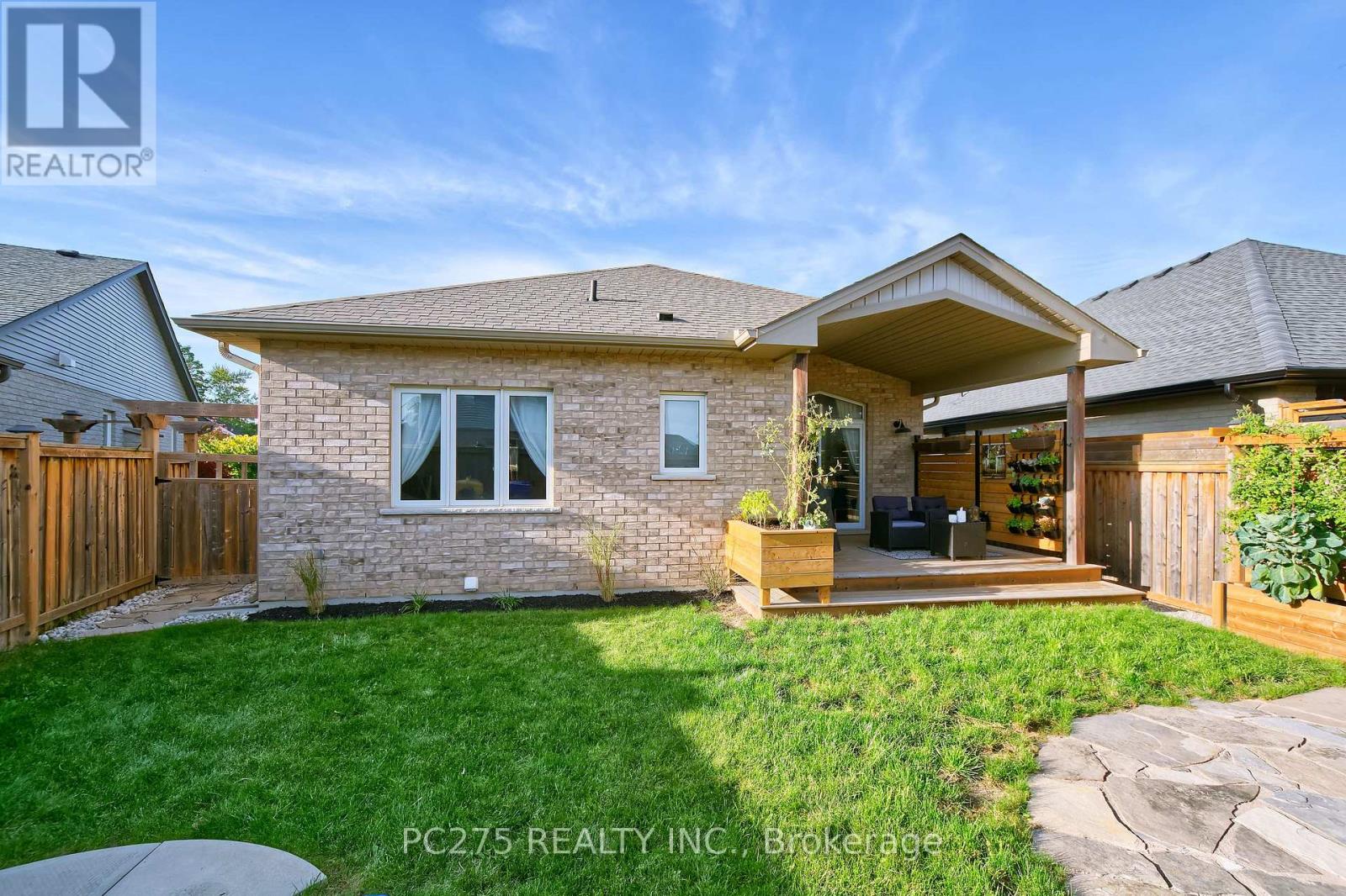 409 Beamish Street — photo 42