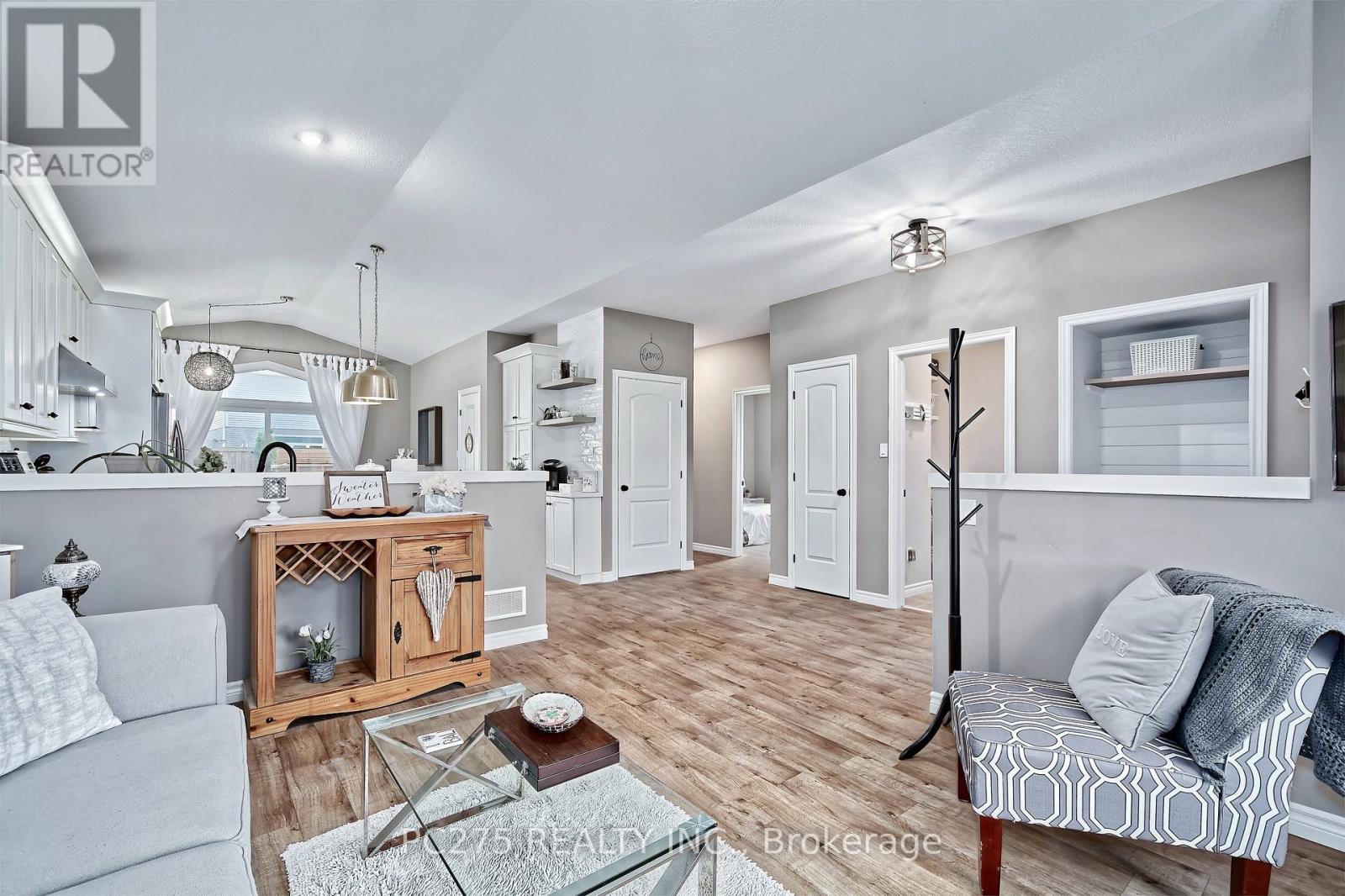 409 Beamish Street — photo 8