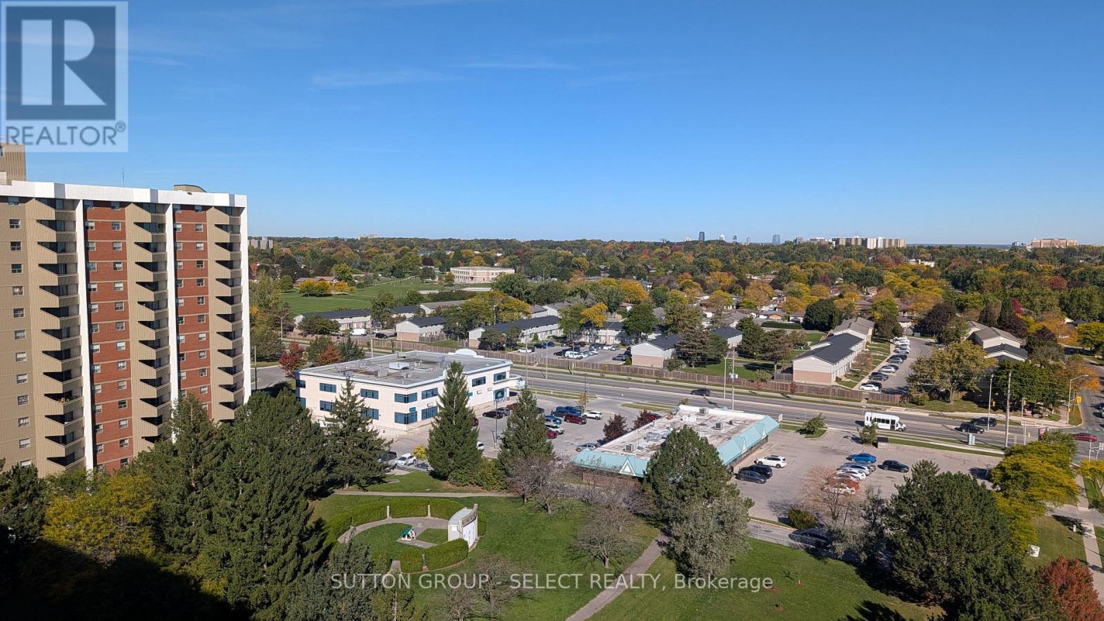 1105 Jalna Boulevard — photo 10
