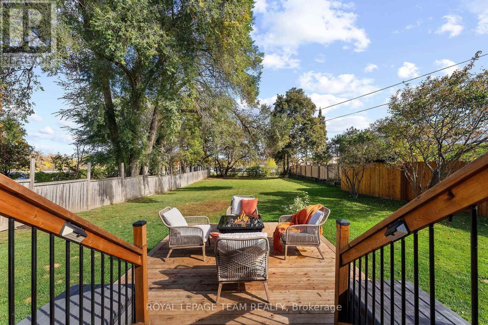 729 RAGLAN STREET S - Image 30
