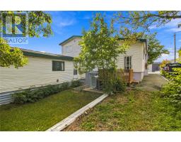 28 Thorburn Road thumbnail 32