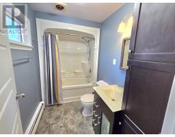 15 Coronation Street, Botwood, NL A0H1E0 Photo 8