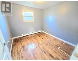 15 Coronation Street, Botwood, NL A0H1E0 Photo 9