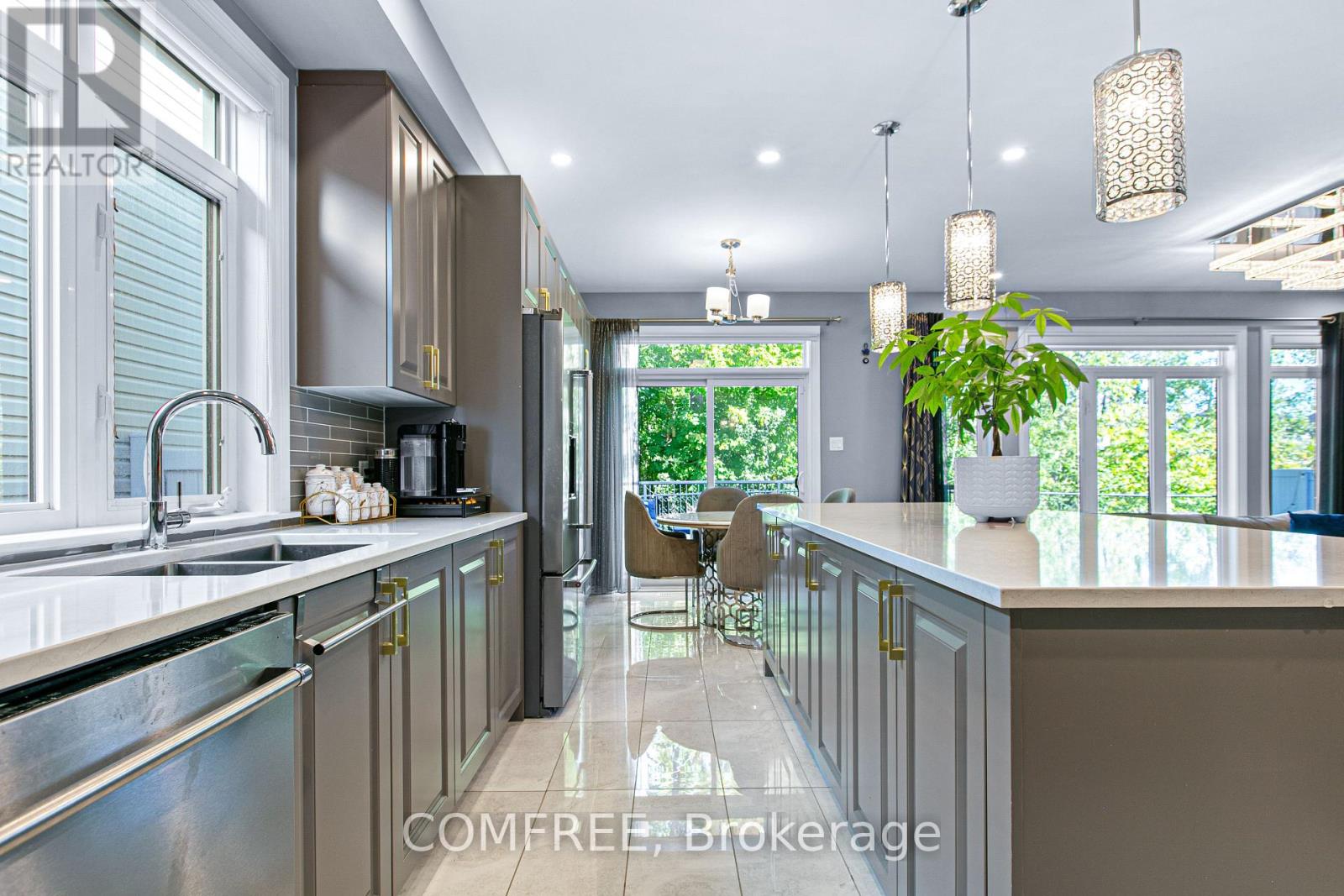 43 Angel Heights — photo 16