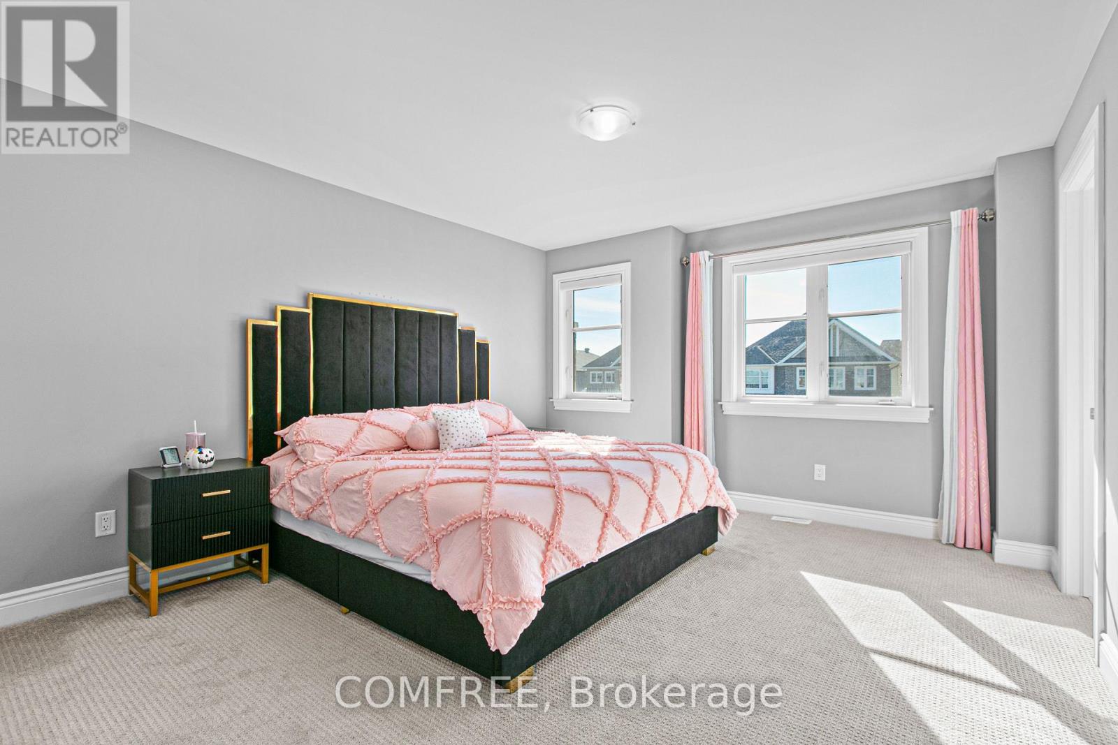 43 Angel Heights — photo 32