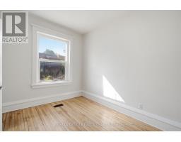Bedroom - 179 Goulburn Avenue, Ottawa, ON K1N8E3 Photo 6
