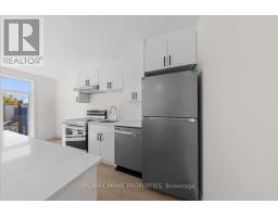 Living room - 207 Carillon Street, Ottawa, ON K1L5X7 Photo 8